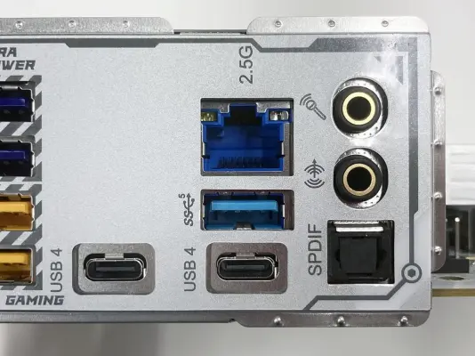 چرا سرعت SSD اکسترنال USB4 پایین است؟ آموزش افزایش سرعت در ویندوز ۱۱