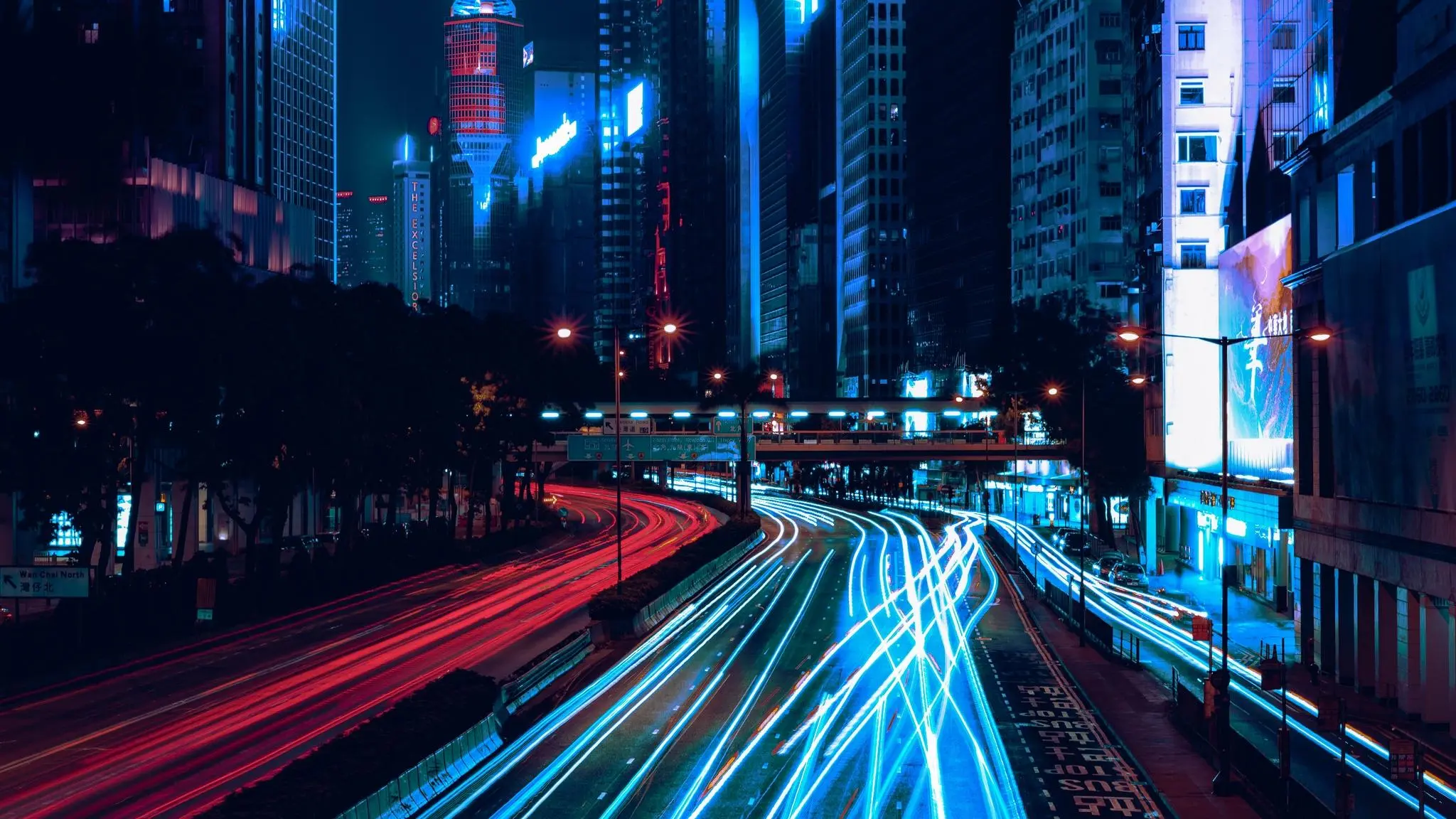 آموزش Long Exposure در Pixel؛ عکاسی حرفه‌ای از آبشار و مسیر نور خودروها