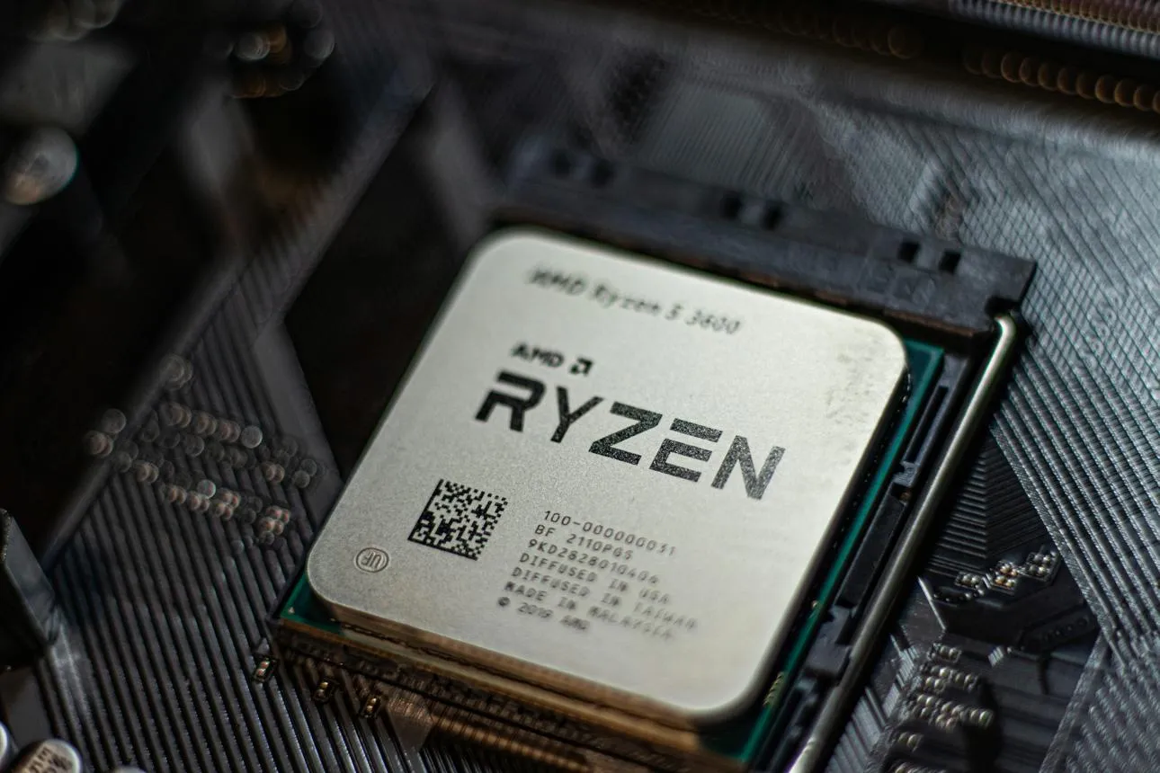 پردازنده کامپیوتر چیست؟ راهنمای کامل CPU و تفاوت آن با GPU